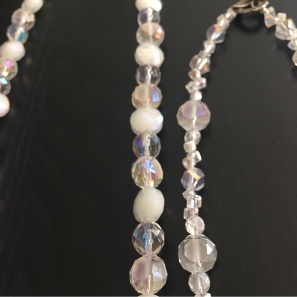 3 Crystal & Glass Necklaces With Earrings - Picture 7 of 16